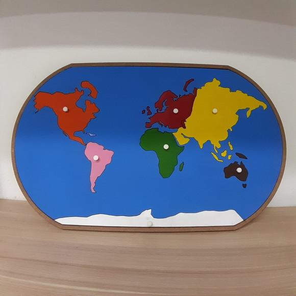 Planisfério Oval Montessori