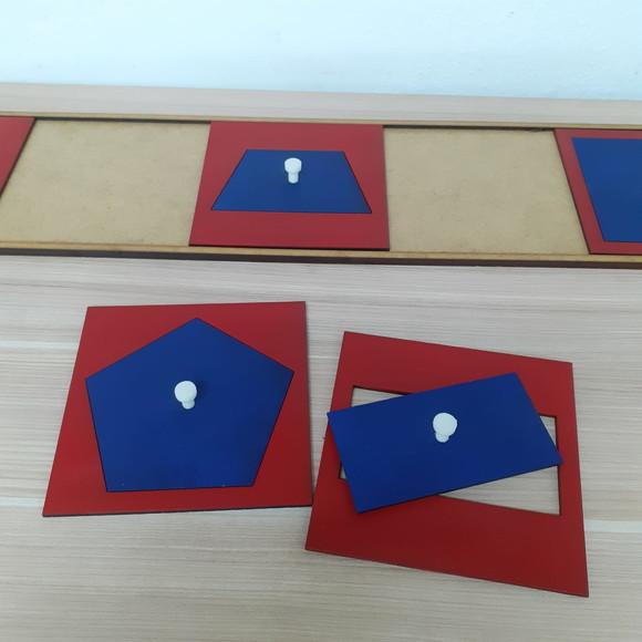 Placas de Encaixes Metálicos em mdf Montessori