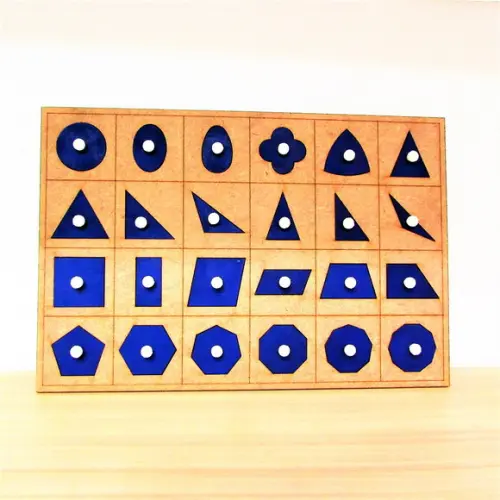 Encaixes de Formas Geométricas Montessori