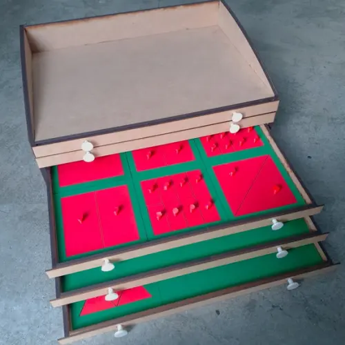 Gabinete de Frações Montessori