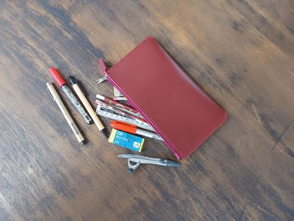 Bolsinha Necessaire de Couro Marsala