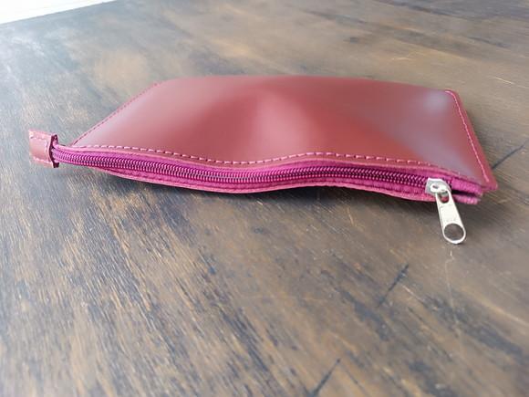 Bolsinha Necessaire de Couro Marsala