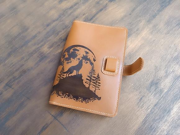 Bullet Journal Lobo Uivando com Cadernos de Couro