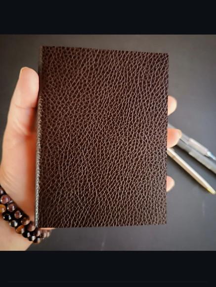 Caderno A6 de Couro Brochura Cores