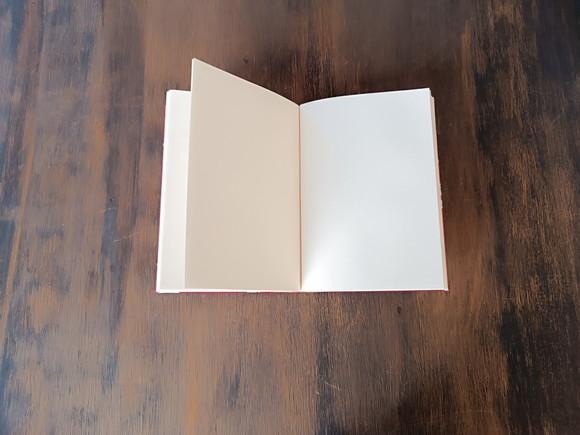 Caderno A6 Francês Retrô de Tecido e Couro