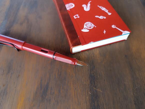 Caderno A6 Música de Tecido e Couro