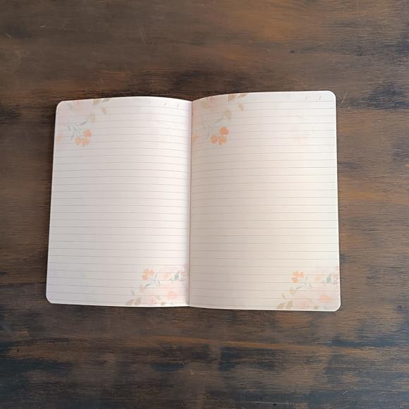 Caderno de Couro Legítimo Preto Elástico Azul