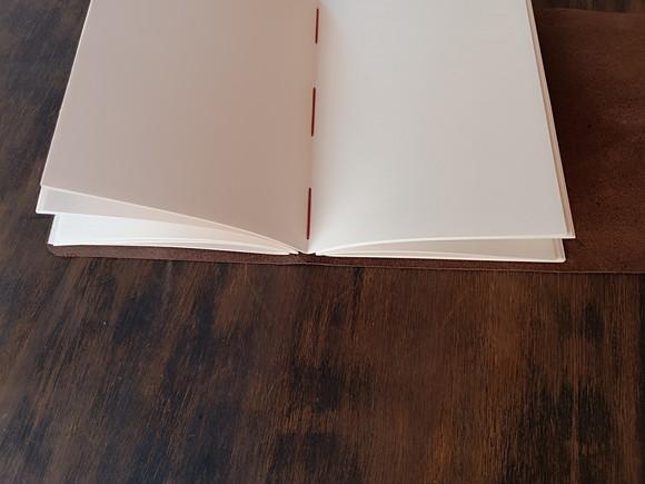 Caderno de Couro Marrom Café com Botão de Pressão