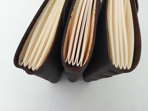 Caderno de Couro Marrom Café com Botão de Pressão