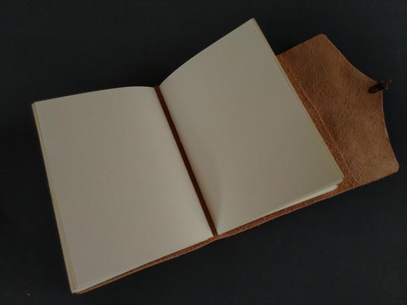 Caderno Marrom Artesanal Diário de Couro com Fecho