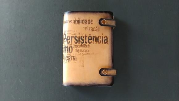 Capa de Couro Legitimo para Caderno Planner Frases
