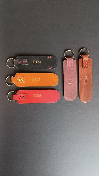Chaveiro de Couro Legítimo Personalizado com Iniciais