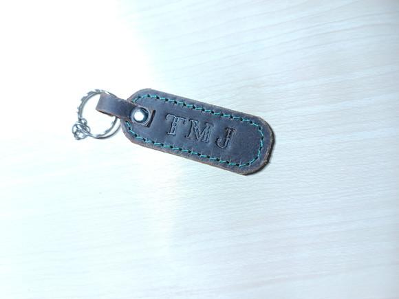 Chaveiro de Couro Legítimo Personalizado com Iniciais