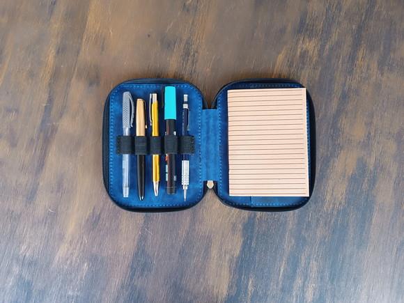 Estojo de Couro Legítimo com Zíper para Lápis e Caneta