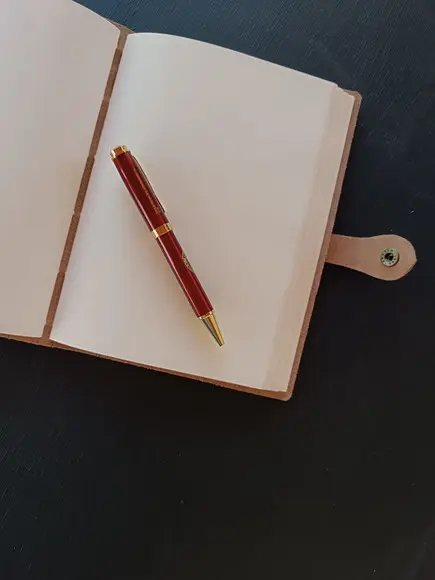 Caderno de Couro Calvin e Haroldo