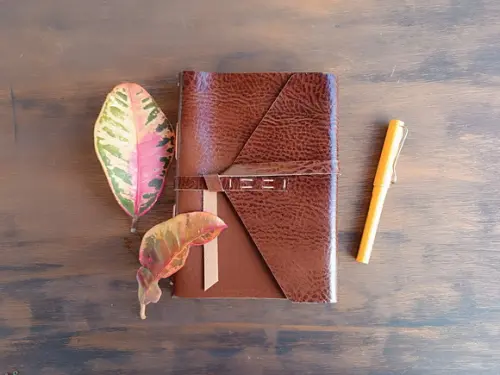 Caderno Diário de Couro Marrom Mesclado