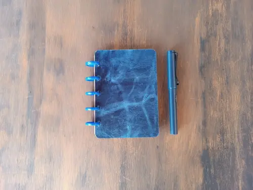 Caderno Inteligente de Discos de Couro Azul A6