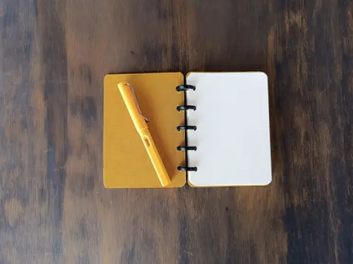 Caderno Inteligente de Discos de Couro Caramelo A6