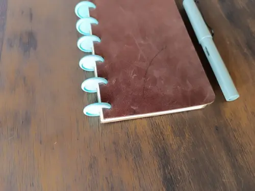 Caderno Inteligente de Discos de Couro Marrom