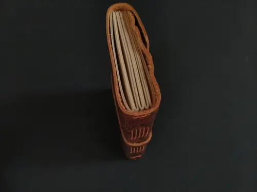 Caderno Marrom Artesanal Diário de Couro com Fecho