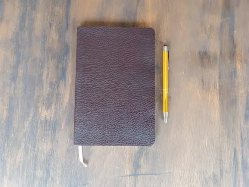 Caderno Marrom de Couro Legítimo Flexível