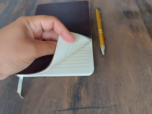 Caderno Marrom de Couro Legítimo Flexível