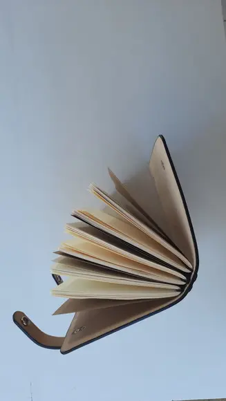 Capa de Couro Legitimo para Caderno Planner Frases