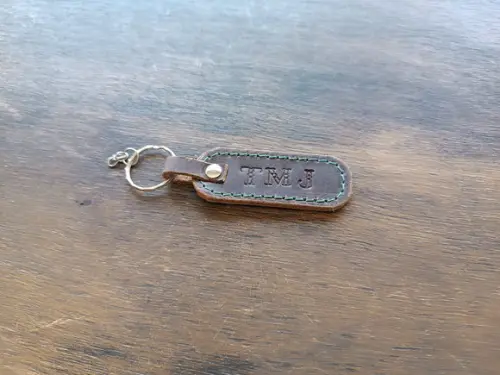 Chaveiro de Couro Legítimo Personalizado com Iniciais
