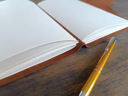 Diário Caderno de Couro Artesanal Marrom Retrô