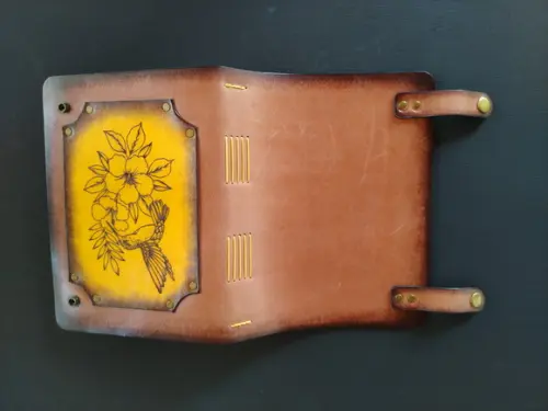 Diário de Couro Personalizado Beija Flor