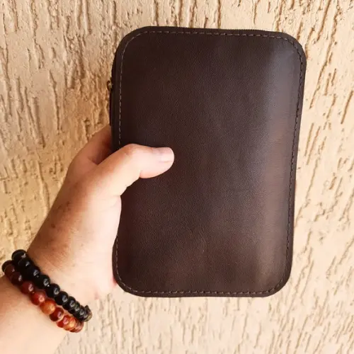 Estojo de Couro com Zíper Porta Canetas e Bloco A6 Marrom