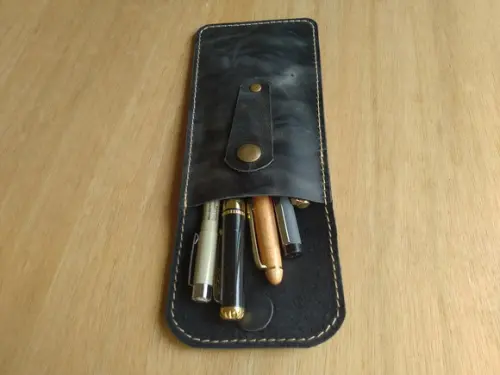 Estojo de Couro Legitimo Porta Canetas Preto