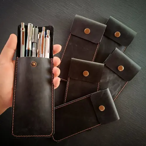 Estojo Preto de Couro Legítimo - Porta Canetas