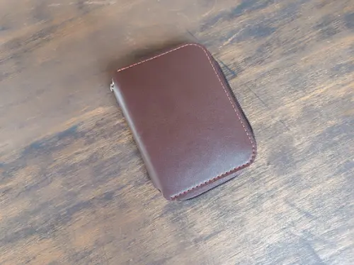 Porta Passaporte de Couro com Zíper