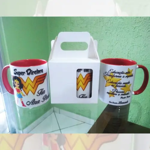 01 Caneca em Cerâmica 350 ml Professora ou Diretora