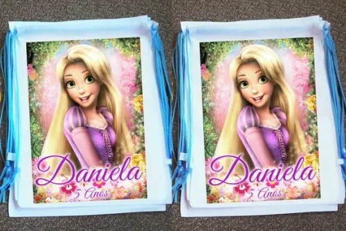 Mochilinha Ecobag Sacochila Enrolados Rapunzel