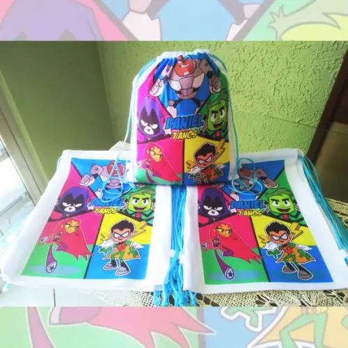 Mochilinha Ecobag Sacochila Personalizada Jovens Titans
