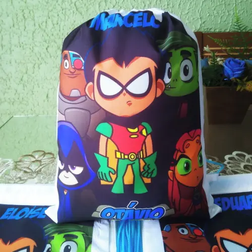 Mochilinha Ecobag Sacochila Personalizada Jovens Titans