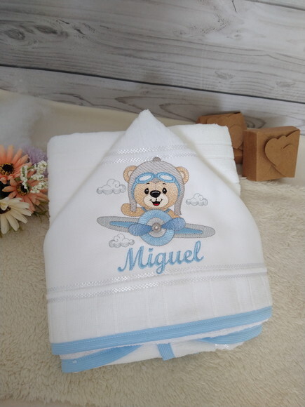 Toalha Infantil com Capuz Personalizada