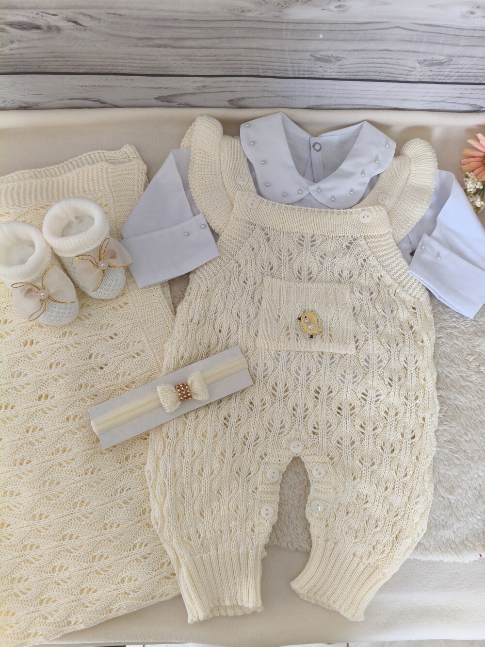 Saída Maternidade Personalizada Amarelo Bebe com Nome