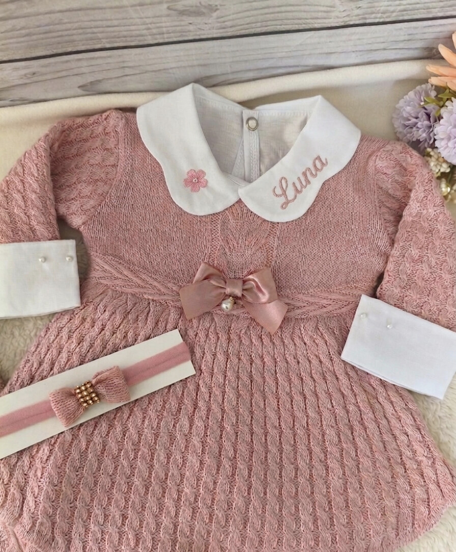 Saída Maternidade Personalizada em tricot  Rose Com nome Bordado