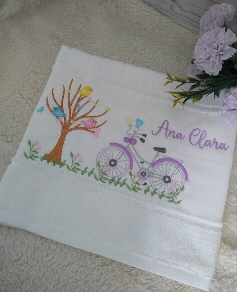 Toalha de Banho Infantil Bordada