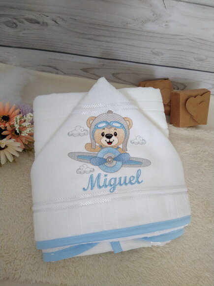 Toalha Infantil com Capuz Personalizada