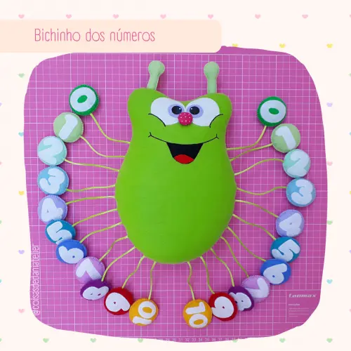 Bichinho dos Números em Feltro