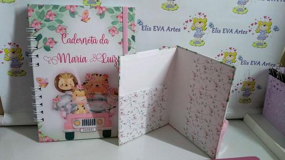 Caderneta De Vacina Safari Menina Personalizada + Brinde