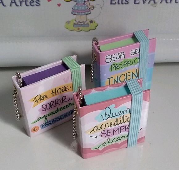 Chaveiro Post-its Lembrancinha