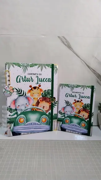 Caderneta de Vacinação Luxo Tema Safari c/ Porta Documentos
