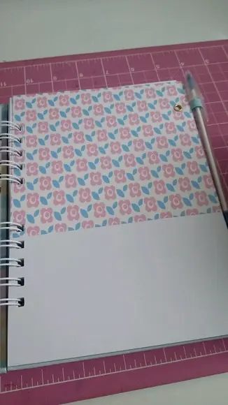 Caderno Devocional Diário Personalizado com Brinde