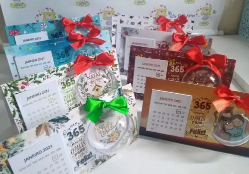 Calendario de Mesa 2026 Natal com Meia Bola de Acrílico
