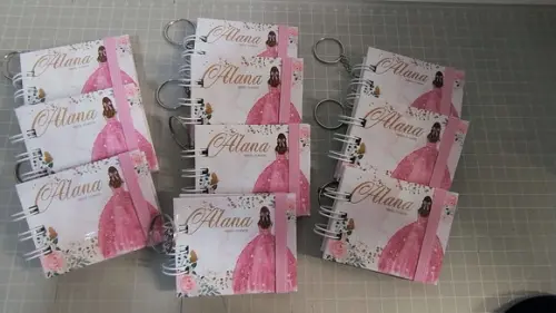 Kit 10 Lembrancinha 15 Anos Bloquinho Personalizado Chaveiro
